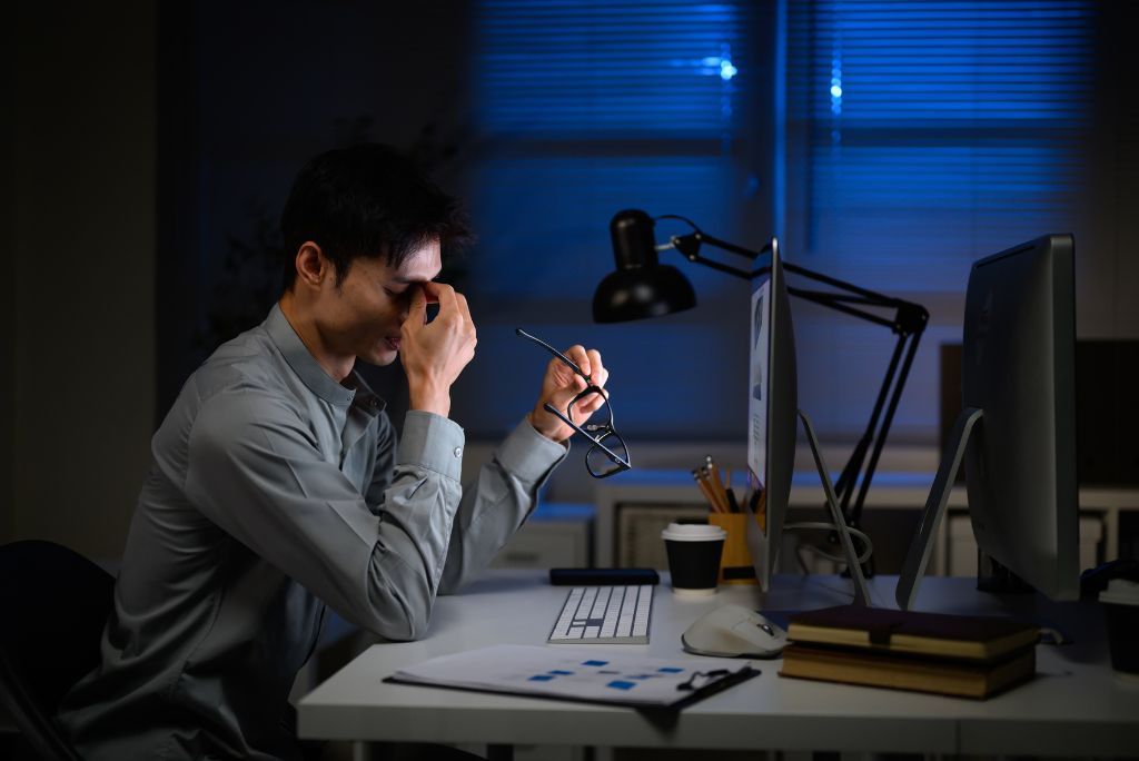 Działania przed monitorem